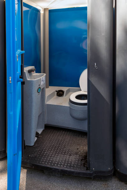 Porta potty delivery and setup in Greencastle, IN