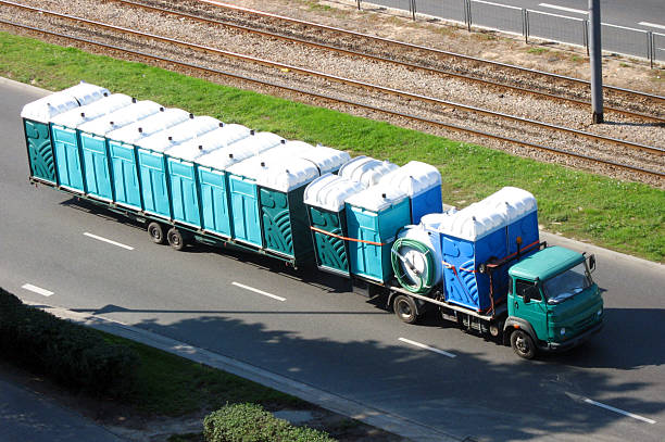 Best Porta potty delivery and setup  in Greencastle, IN